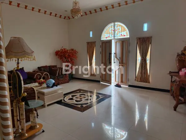image RUMAH MEWAH 5KT DI SAMARINDA, LT 318M² (3)