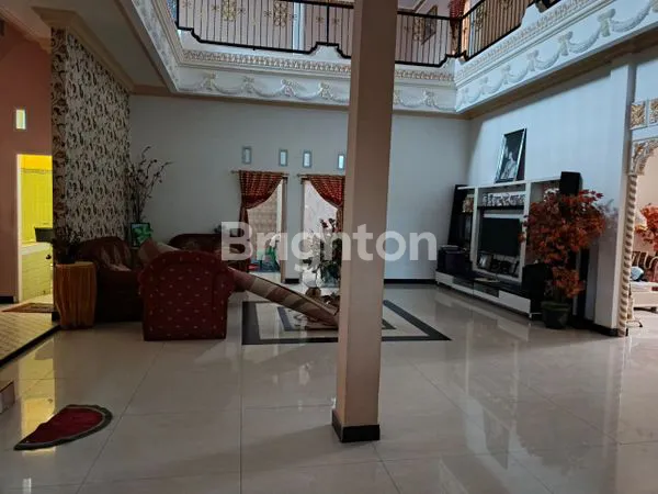 image RUMAH MEWAH 5KT DI SAMARINDA, LT 318M² (6)
