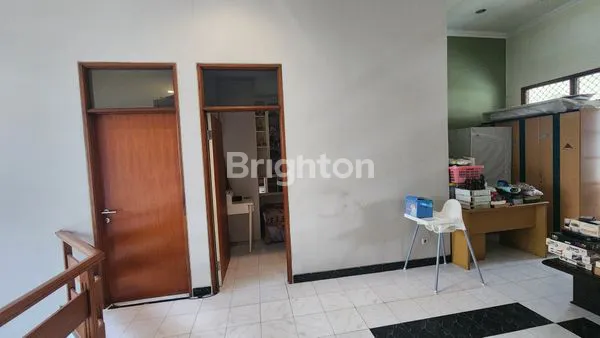 image DISEWAKAN RUMAH 2 LANTAI DAERAH PURI. (6)