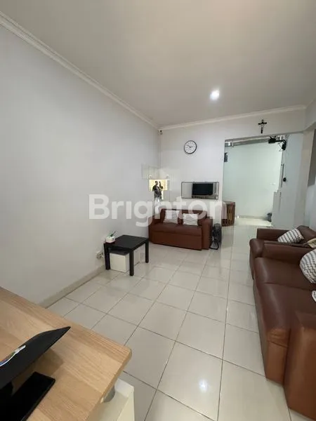 image RUMAH BOSTON SELANGKAH KE RUKO ANIVA GADING SERPONG (5)