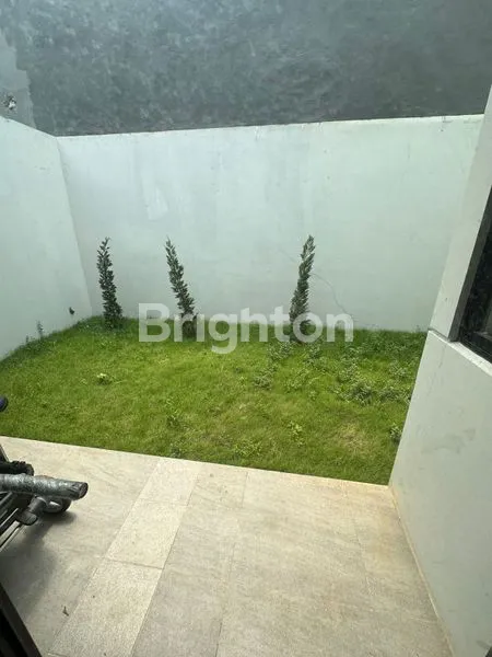 image RUMAH MEWAH 3KT DI CENDANA COVE LIPPO (8)