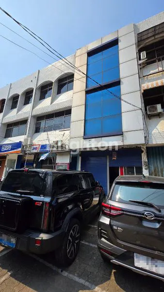 RUKO 3 LANTAI & ROOFTOP DI JALAN BESAR UTAMA CIPINANG KLENDER PULOGADUNG JAKARTA TIMUR