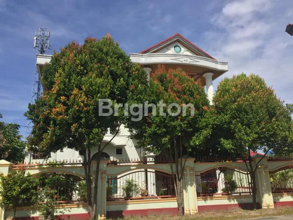 image RUMAH 2 LANTAI DIJUAL DI JLN FAJAR UJUNG PAYUNG SEKAKI (2)