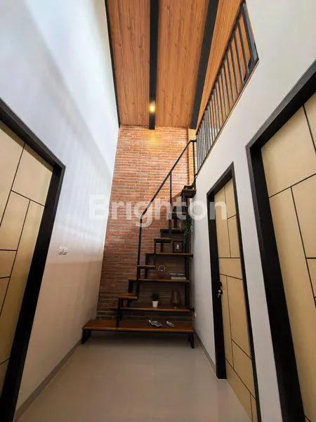 image RUMAH BARU DAN  FULL FURNISH DI LIPPO KARAWACI TANGERANG (2)