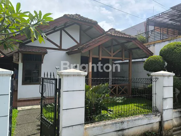 image DIJUAL RUMAH DENGAN 3 KAMAR KOS DI KANO RAYA GADING SERPONG (1)
