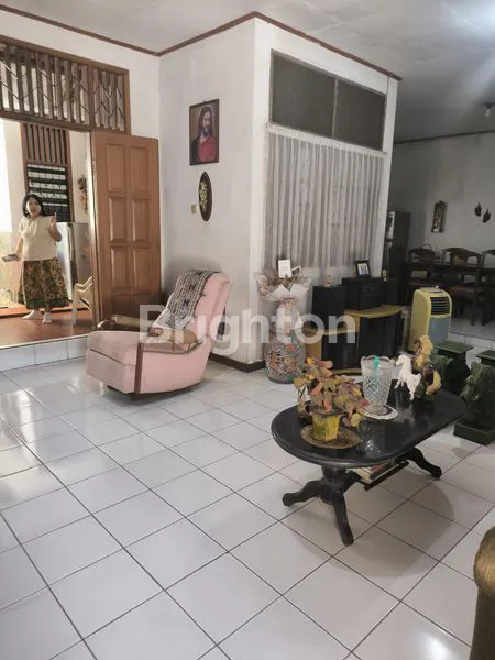 image DIJUAL RUMAH DENGAN 3 KAMAR KOS DI KANO RAYA GADING SERPONG (6)