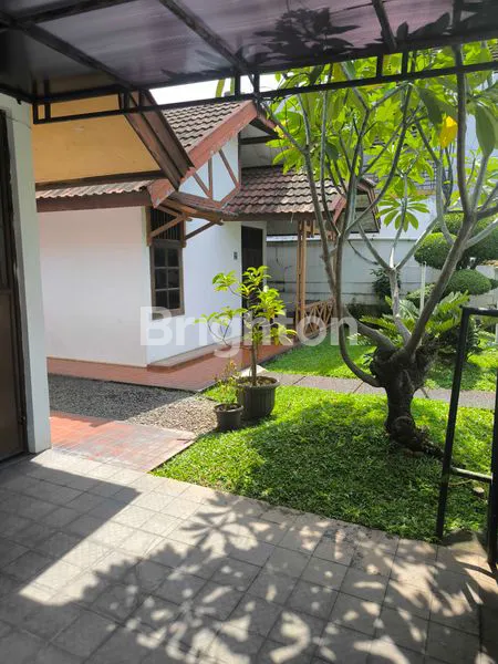 image DIJUAL RUMAH DENGAN 3 KAMAR KOS DI KANO RAYA GADING SERPONG (2)