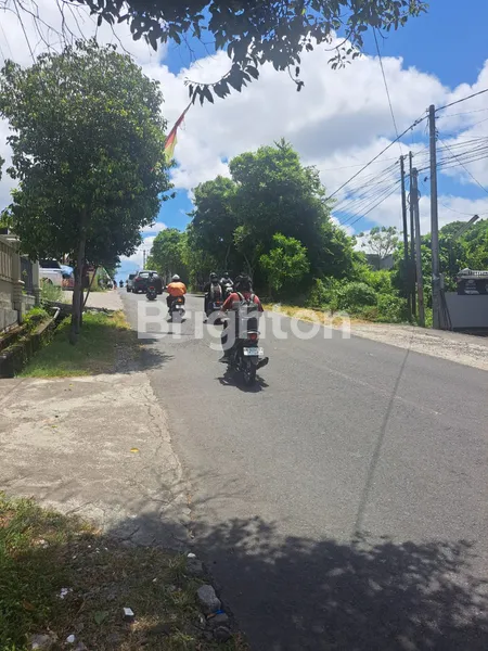 image DIJUAL TANAH STRATEGIS 4 ARE DI PADANGSAMBIAN KAJA (4)