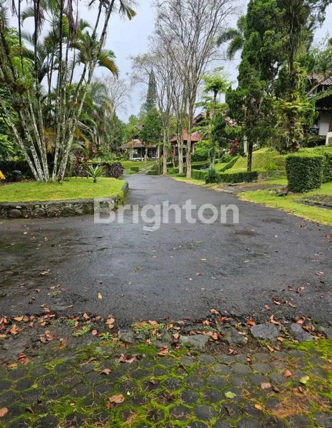 image VILLA GRAND TRAWAS BY INTILAND, SATU KAWASAN DENGAN HOTEL GRAND WHIZ TRAWAS MOJOKERTO (2)