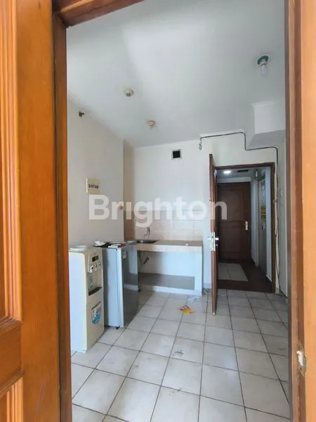 image APARTEMEN STRATEGIS 45M² DI LANTAI 28 (2)