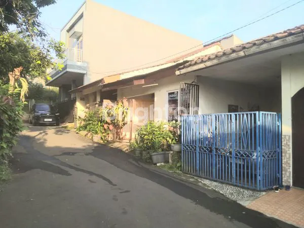 HUNIAN STRATEGIS 2KT BONUS TOKO CANTIK