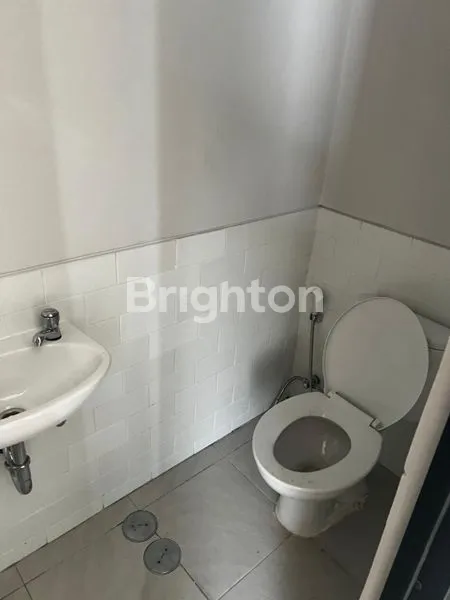 image RUMAH BARU GRESS 2 LT DI LIPPO KARAWACI UTARA TANGERANG (4)