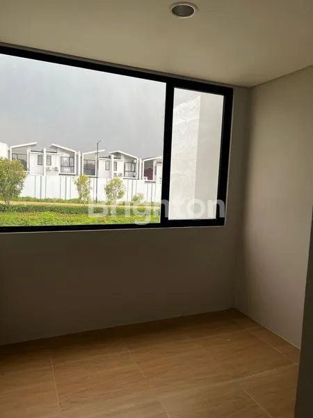 image RUMAH BARU GRESS 2 LT DI LIPPO KARAWACI UTARA TANGERANG (5)