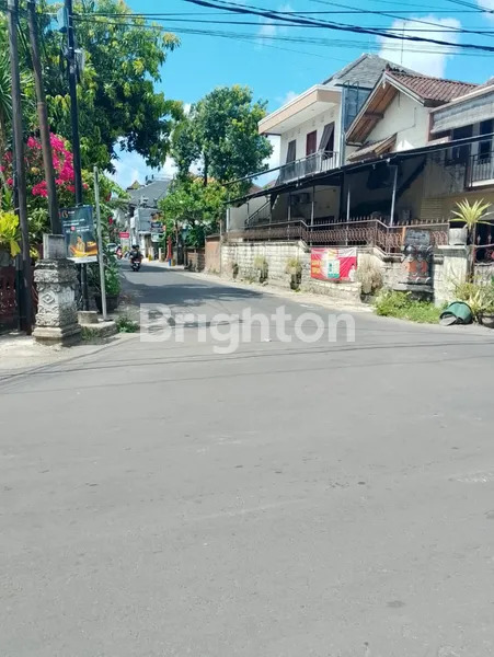 image DIJUAL RUMAH 2 LANTAI FULLY FURNISHED DI TEGAL KERTHA (3)