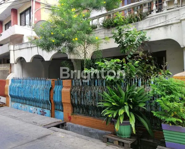 MURAH !! RUMAH LAMA UK 9X11 SHM HADAP SELATAN BISA NEGO