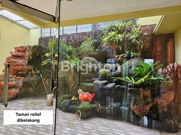 image DIJUAL RUMAH MEWAH 2 LANTAI DI PURI SRIWEDARI CIBUBUR – SIAP HUNI, HADAP TIMUR, LINGKUNGAN NYAMAN (4)