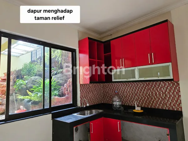 image DIJUAL RUMAH MEWAH 2 LANTAI DI PURI SRIWEDARI CIBUBUR – SIAP HUNI, HADAP TIMUR, LINGKUNGAN NYAMAN (5)