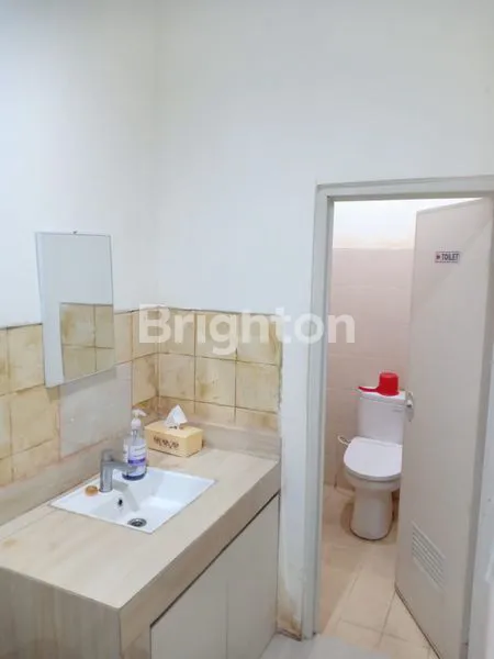 image DIJUAL CEPAT RUKO 4 LT DENGAN  HARGA DIBAWAH PASARAN DI DAERAH SUPOMO, TEBET, JAKARTA SELATAN (8)