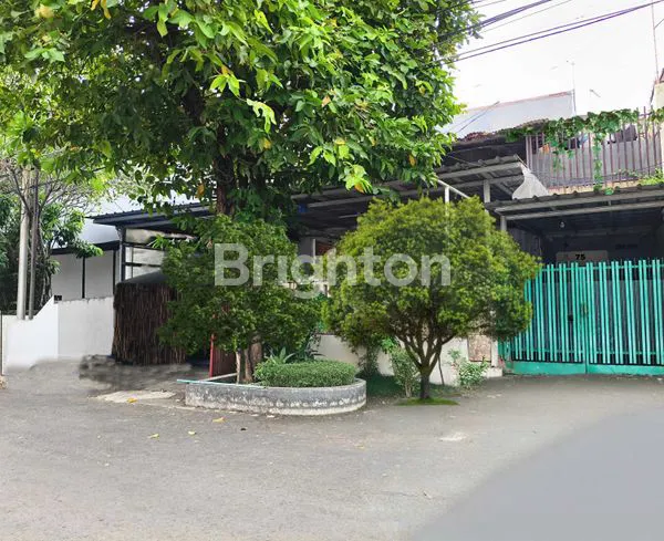 image RUMAH LAMA HITUNG TANAH DI TANJUNG DUREN JAKARTA BARAT (1)