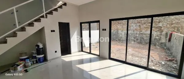 image DI JUAL RUMAH PERUM HIGHLAND TEMBALANG 2 (SAMPING CITRA GRAND) MANGUNHARJO SEMARANG (3)