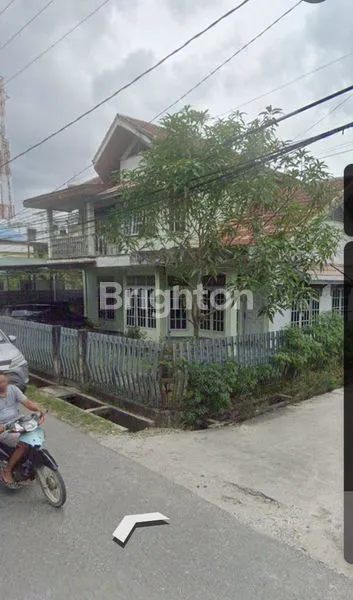 image RUMAH 2 LANTAI LT 425M² DEKAT MALL CIPUTRA (2)