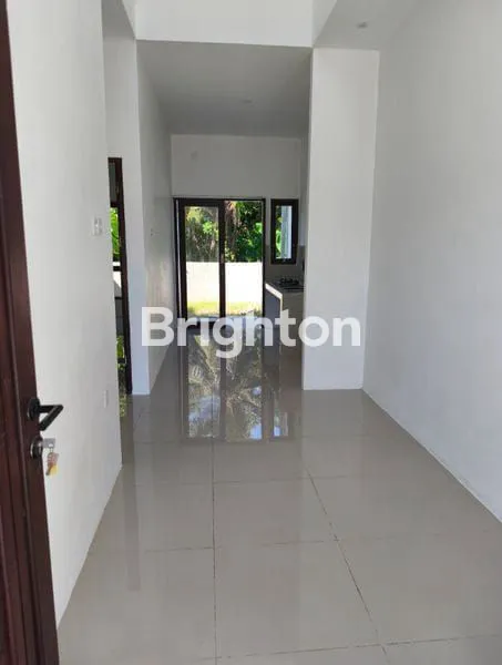 image DIJUAL RUMAH CANTIK TENGAH KOTA BERNUANSA MINIMALIS LOKASI DALAM PERUMAHAN PALM HILLS  AMAN NYAMAN HARGA NEGO (6)