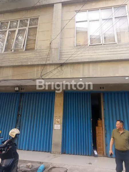 image DIJUAL CEPAT GUDANG 2 PINTU 4 LANTAI (3)