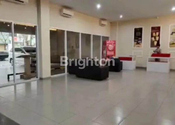 image RAYA DEMANGAN, PARKIRAN LUAS, BANGUNAN BAGUS SIAP PAKAI  (2)