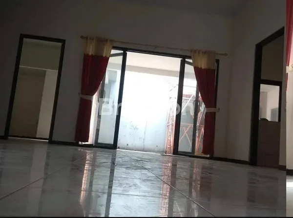 image RUMAH DI DELTA ASRI WARU SIDOARJO (3)