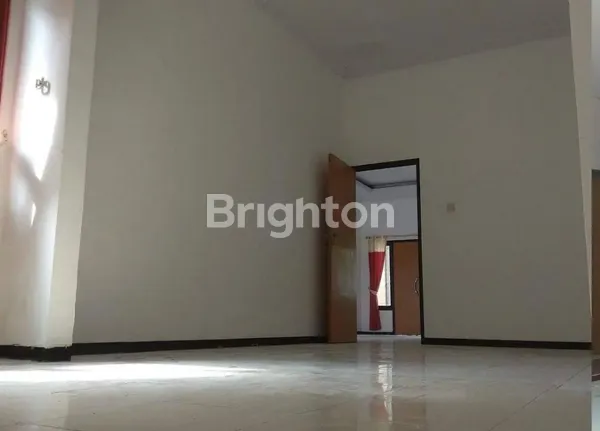 image RUMAH DI DELTA ASRI WARU SIDOARJO (4)