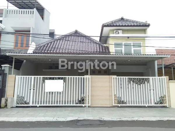 image STRATEGIS, ROW JALAN LEBAR, GAYUNGSARI (8)