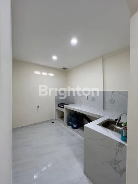 image RUMAH ELEGAN MURAH DI PERUMAHAN MUTIARA GADING RIVERA KARANGSATRIA BEKASI   (5)