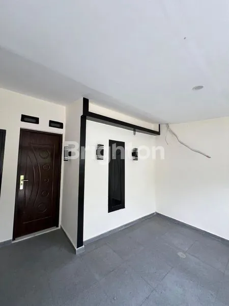 image RUMAH ELEGAN MURAH DI PERUMAHAN MUTIARA GADING RIVERA KARANGSATRIA BEKASI   (1)