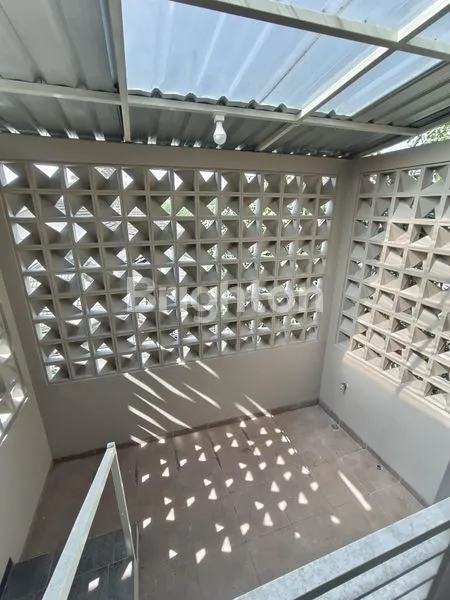 image RUMAH BESAR SIGURA GURA  (4)