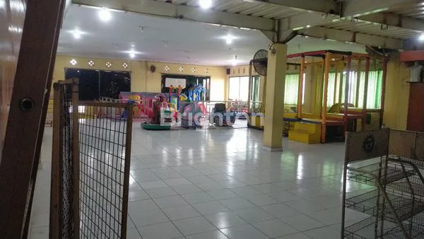 image RUKO LANTAI 3 JALAN RAYA ANGGUNGAN MENGWI (6)