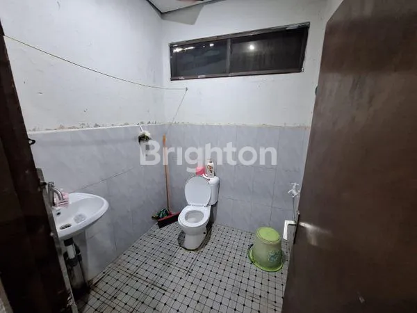 image RUMAH DI JUAL DI KRAMAT SENTIONG,  LOKASI YG SANGAT STATEGIS. HRGA TERSEBUT BS NEGO.. (8)