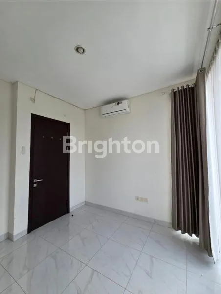 image RUMAH 2 LANTAI SIAP HUNI DI LAVON SWAN CITY (6)