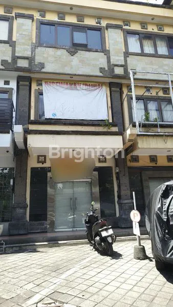 image RUKO 3 LANTAI FOR RENT IN KUTA !  (8)
