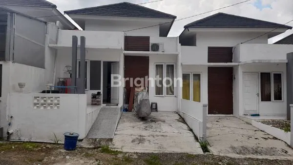 image RUMAH TAKE OVER DI CISEENG DESIGN MINIMALIS LOKASI STRATEGIS (1)