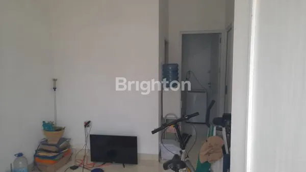 image RUMAH TAKE OVER DI CISEENG DESIGN MINIMALIS LOKASI STRATEGIS (4)