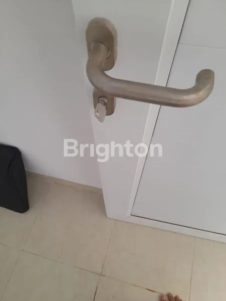 image RUMAH TAKE OVER DI CISEENG DESIGN MINIMALIS LOKASI STRATEGIS (6)