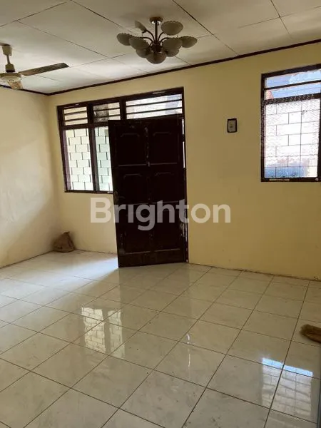 image JUAL RUMAH 2 LANTAI TERMURAH PADEMANGAN JAKARTA UTARA (2)