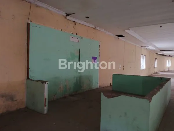 image RUANG USAHA 1000 METER DI JL. ADI SUMARMO COLOMADU (7)