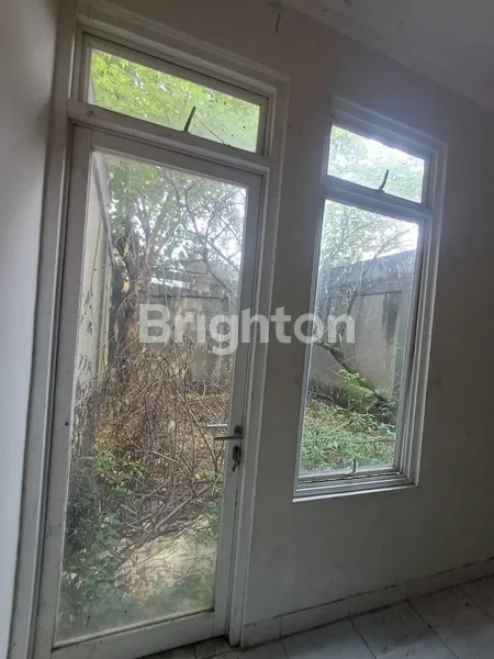 image RUKO 3 LANTAI DI EMERALD AVENUE 2 BINTARO JAYA SEKTOR 9 (5)