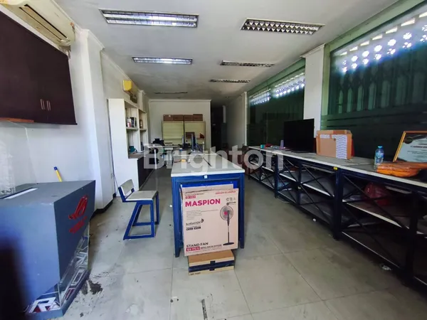 image RUKO 3 LANTAI HOOK EX KANTOR AREA JEMURSARI LKS NOL JALAN UTAMA (2)
