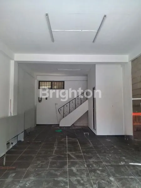 image RUKO 3 LANTAI STRATEGIS JALAN HASANUDIN (3)