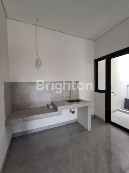 image NEW LUXURY ELEGANZA TOWN HOUSE (4)