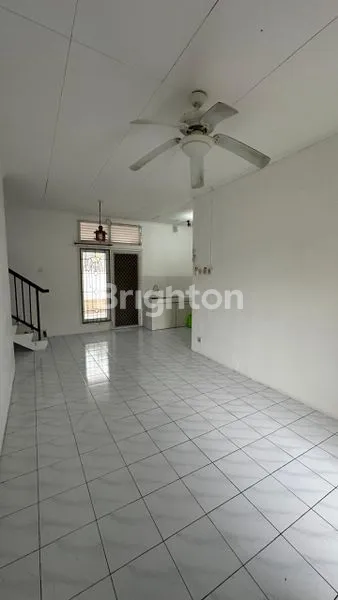 image RUMAH NYAMAN DAN SIAP HUNI  (2)