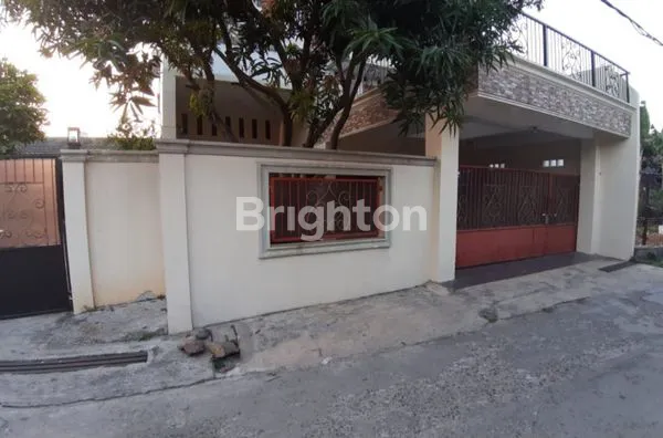 image RUMAH MEWAH 2 LANTAI FULL FURNISH DI PONDOK LABU (1)