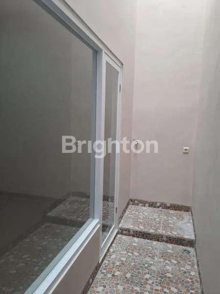 image RUMAH BARU MINIMALIS DI NUSALOKA BSD, SHM (6)